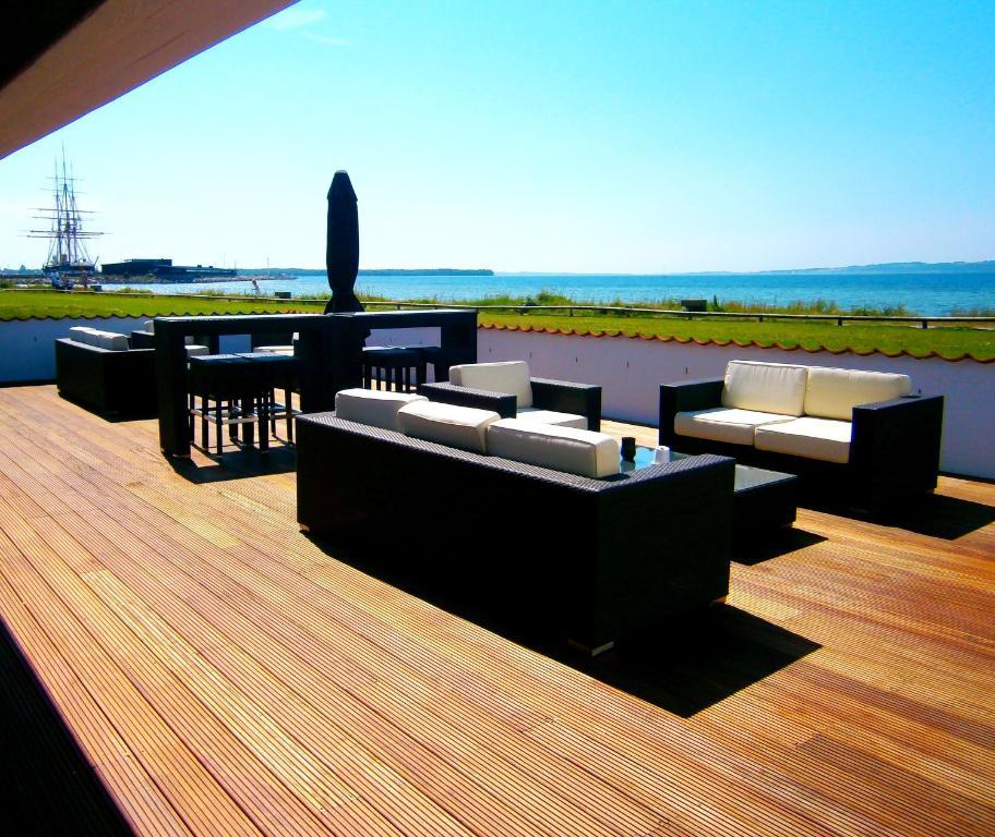Langhoff & Juul Boutique Hotel Og Restaurant Ebeltoft Exterior photo